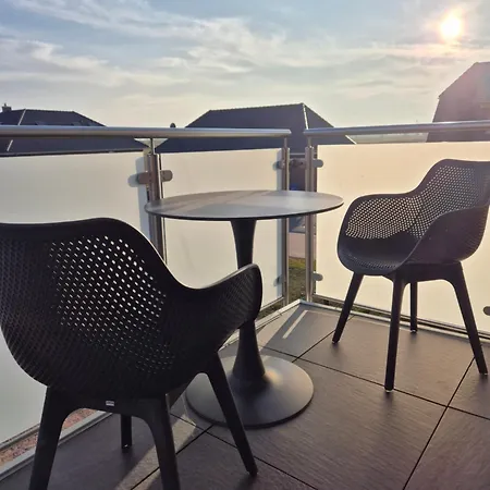 Traumhaus Mit Platz Fuer 20 Personen An Der Nordsee * Butjadingen